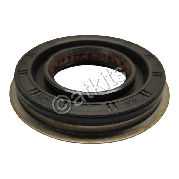 MCS / TRANSFER CASE OUTPUT SHAFT / HALFSHAFT SEAL (OEM# 68224115AA)