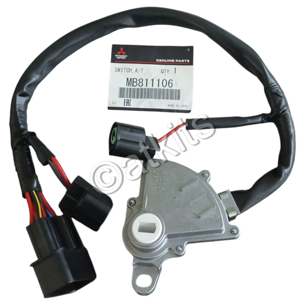 NEUTRAL SWITCH / MITSUBISHI MONTERO / PAJERO (1992-1994) (OLD MODEL) (TWO CONNECTORS / WITH CABLE) (OEM# MB811106)